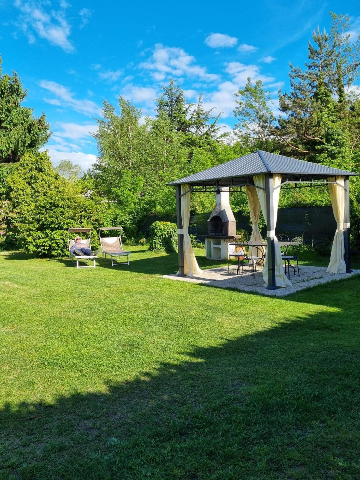 Villa Anna Сорико Екстериор снимка