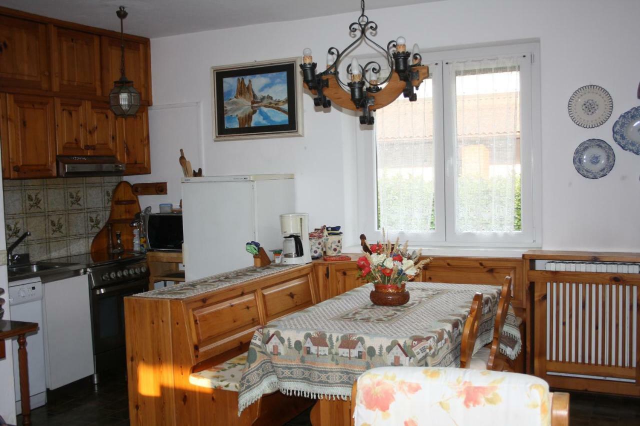 Villa Anna Сорико Екстериор снимка